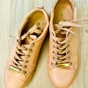 Aldo Aroalla Sneakers Gold Hardware
